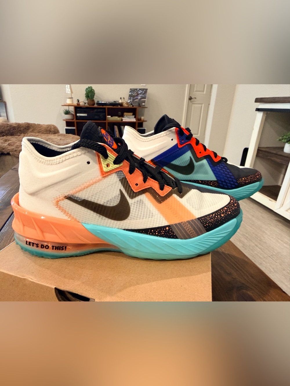 Lebron XVIII Low - Space Jam
